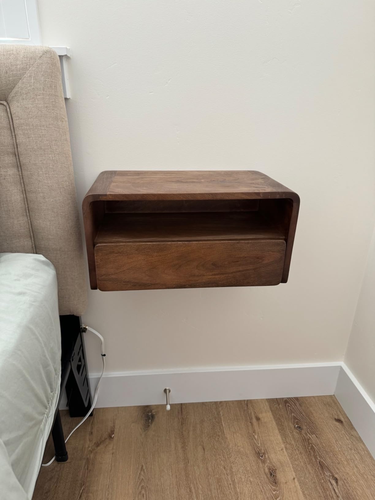 Wooden Floating Nightstand, Bedside Table for Bedroom | Wooden Nightstand Lamp Table Handmade Bedside Table Modern Floating Nightstands (Walnut)
